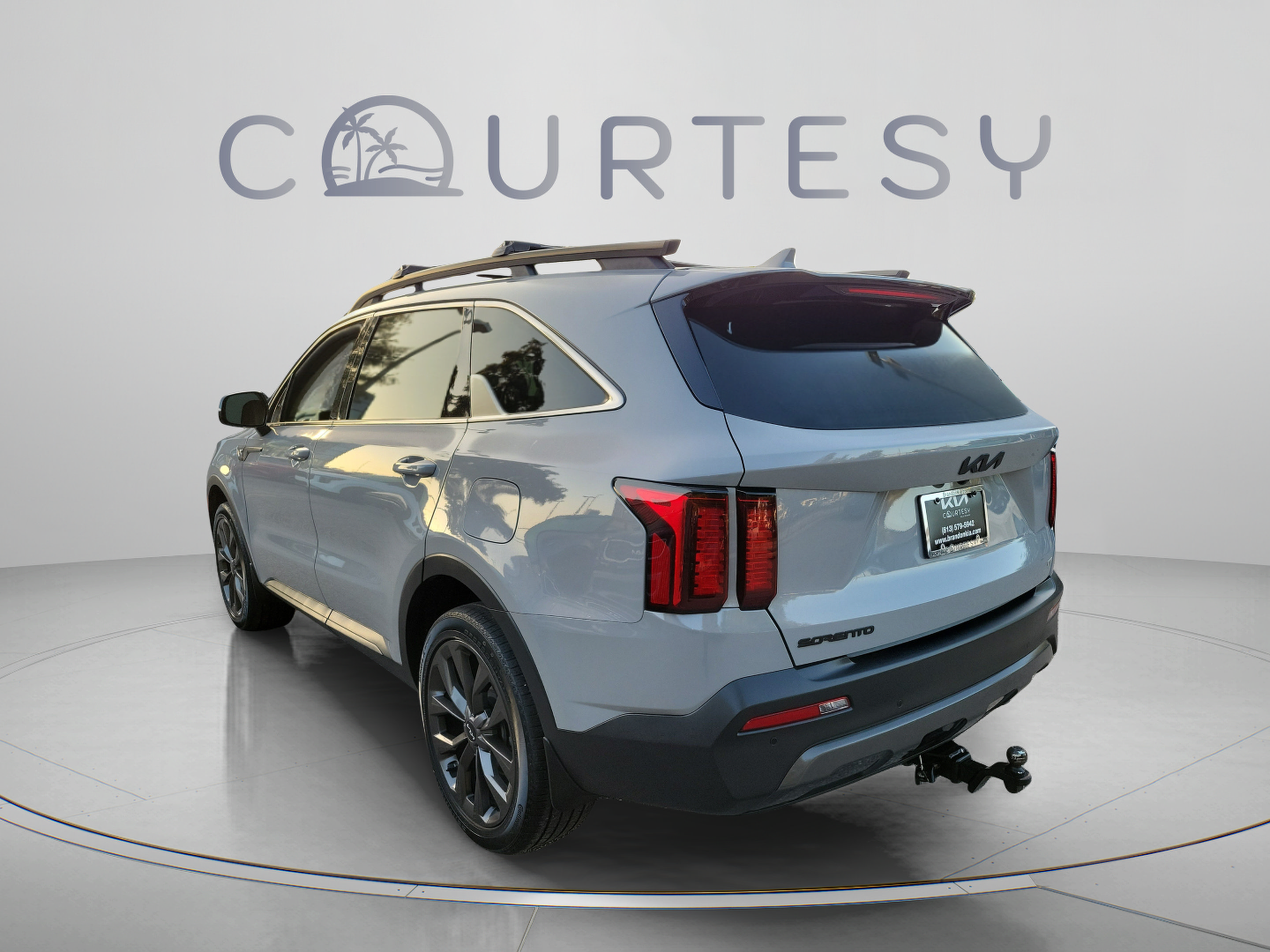 Certified 2023 Kia Sorento X-Line EX AWD/4WD image 2