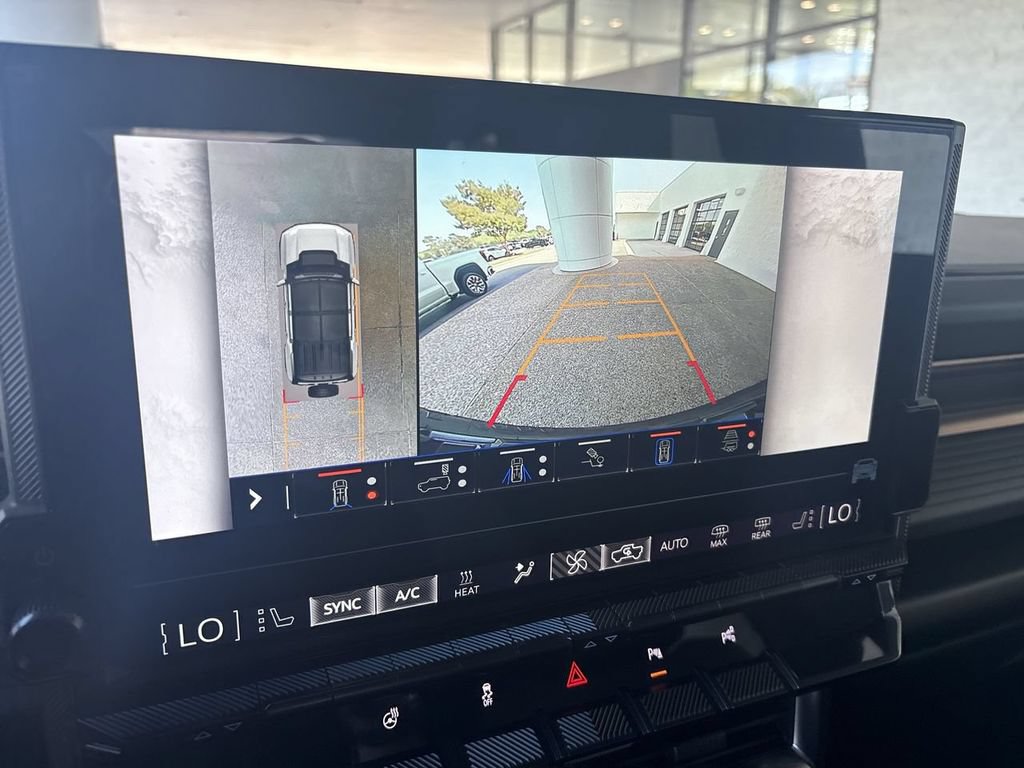 Certified 2025 GMC Hummer EV 2X AWD/4WD image 15