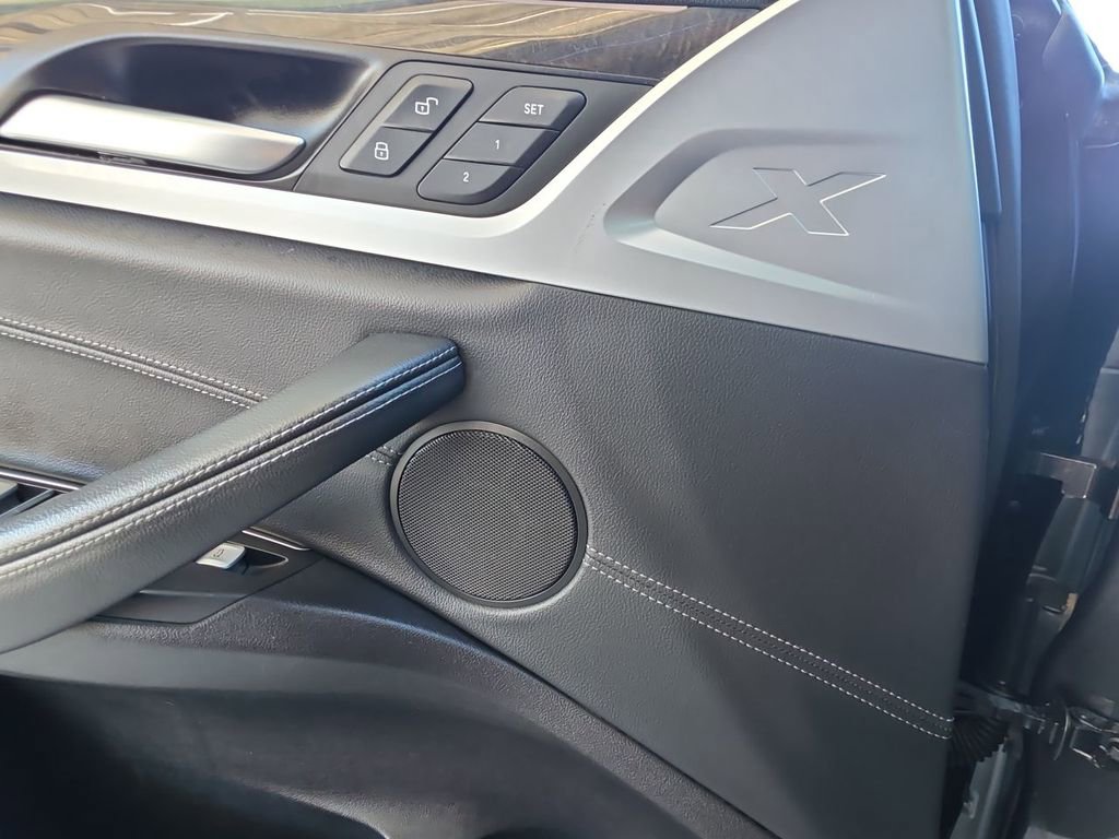 Used 2020 BMW X4 xDrive30i w/ Premium Package image 25