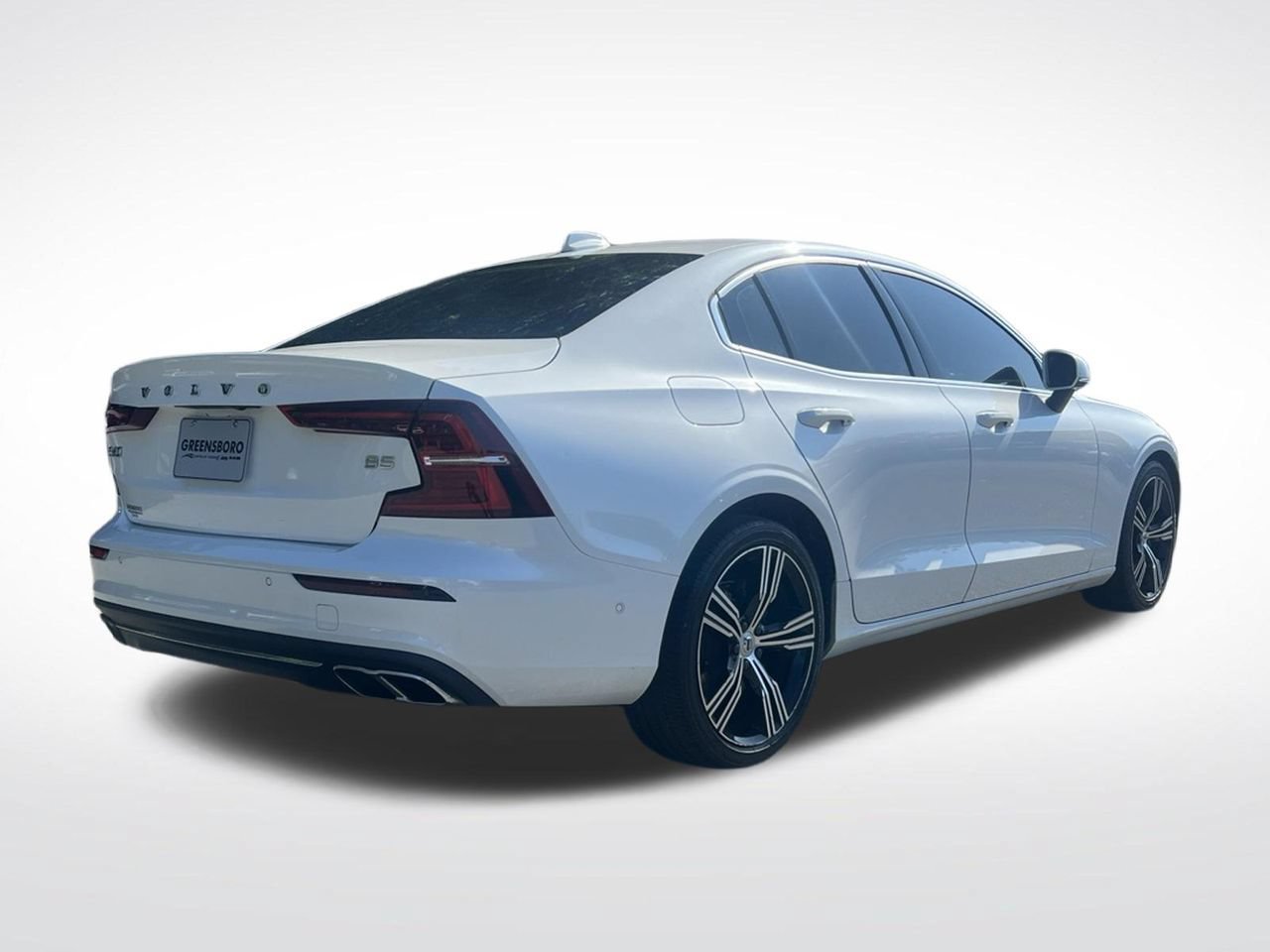 Used 2022 Volvo S60 B5 Inscription w/ Advanced Package FWD image 4