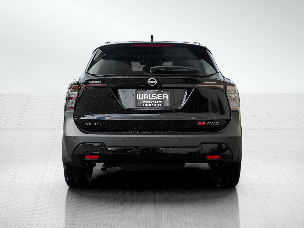 New 2026 Nissan Kicks SR w/ SR Premium Package image 5