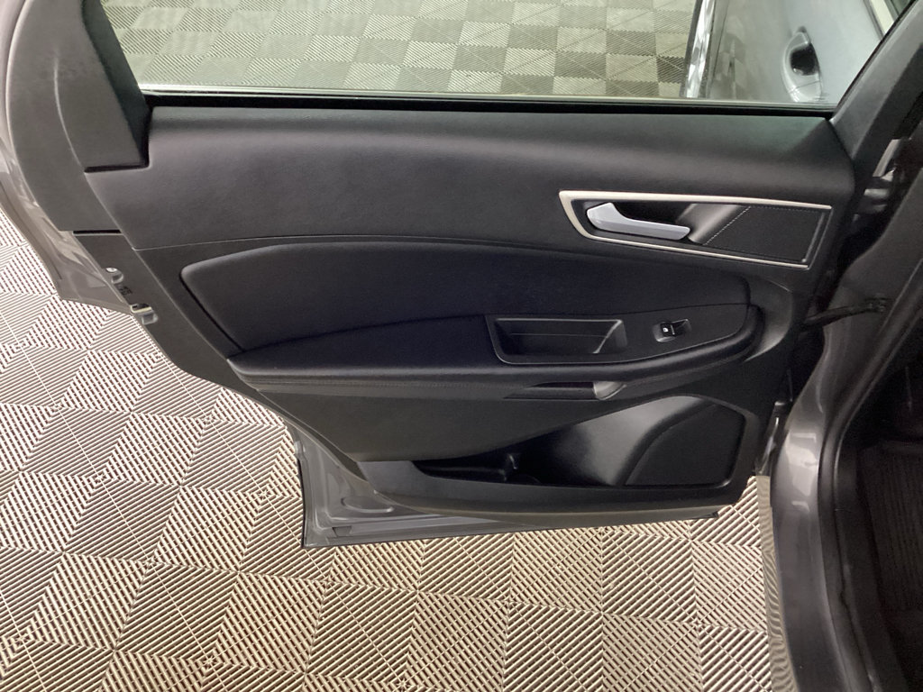 Used 2023 Ford Edge SEL w/ Convenience Package AWD/4WD image 14