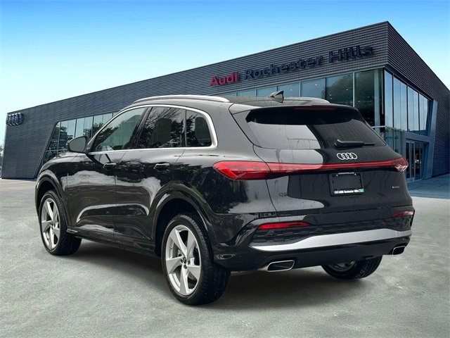 Certified 2025 Audi Q5 Premium Plus w/ Premium Plus image 4