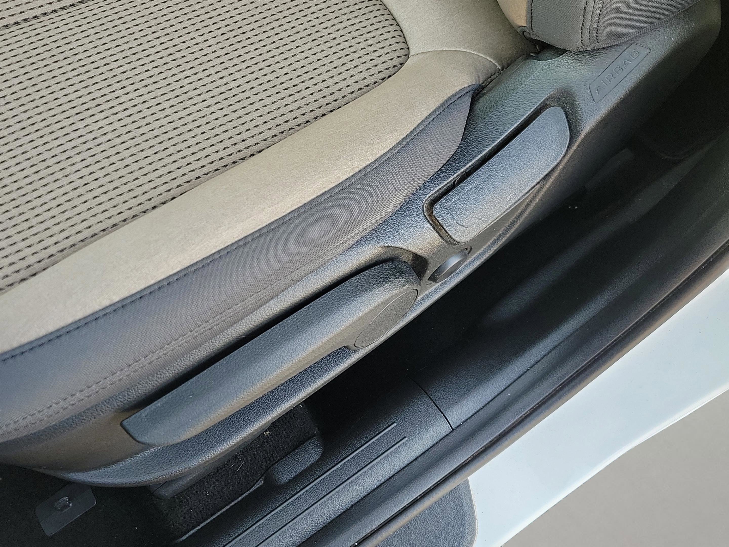 Certified 2023 Hyundai Santa Fe SE image 16