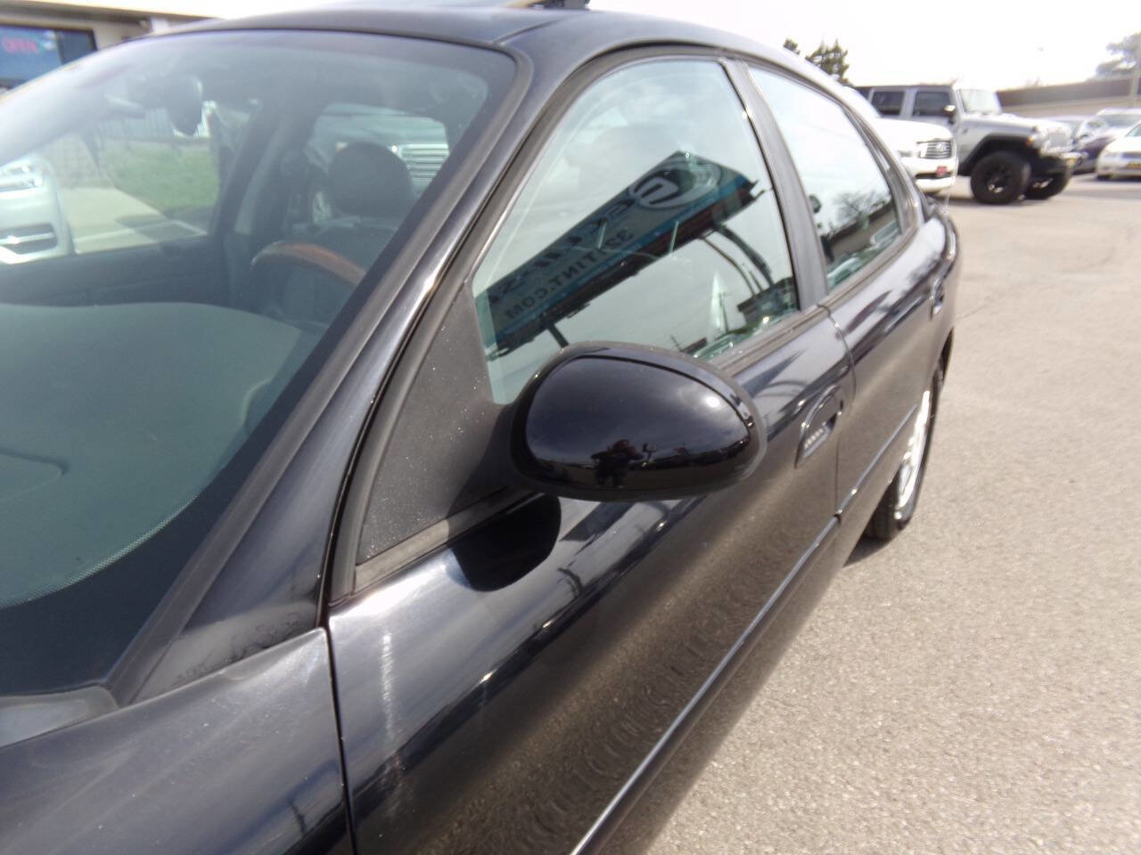 Used 2004 Ford Taurus SEL image 34