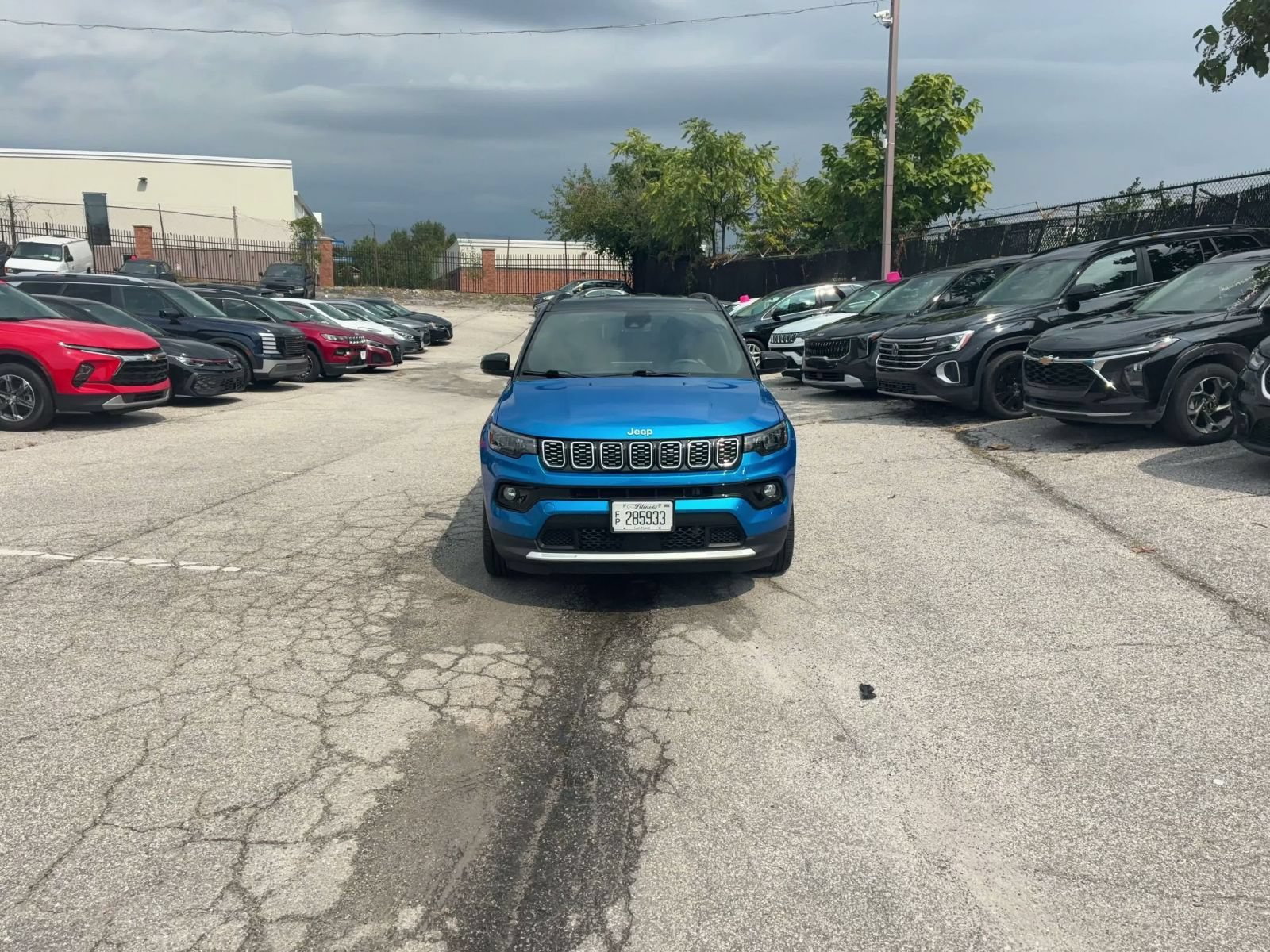 Used 2025 Jeep Compass Limited AWD/4WD image 4