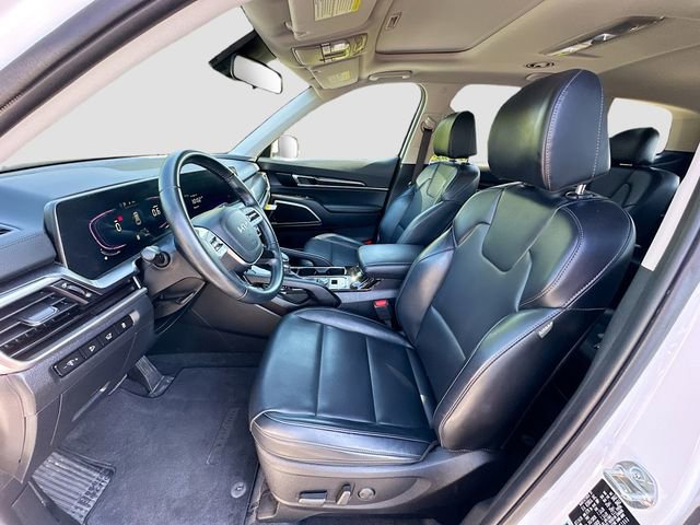 Used 2025 Kia Telluride S FWD image 22