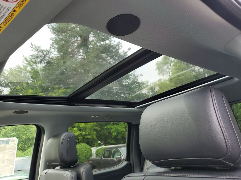 New 2025 Ford F350 Lariat w/ Lariat Ultimate Package image 9