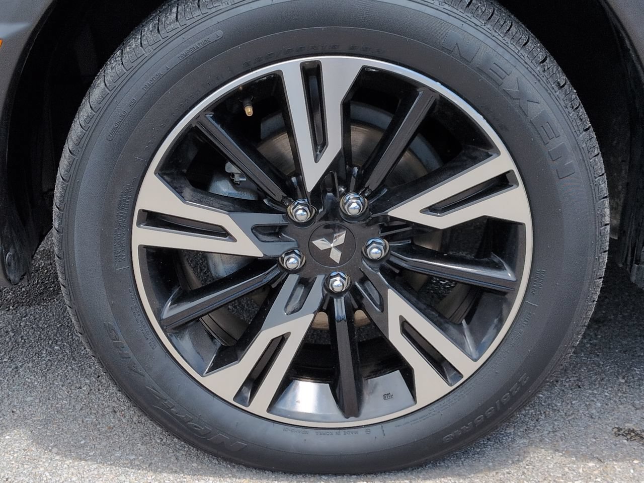 Used 2023 Mitsubishi Eclipse Cross SE AWD/4WD image 11