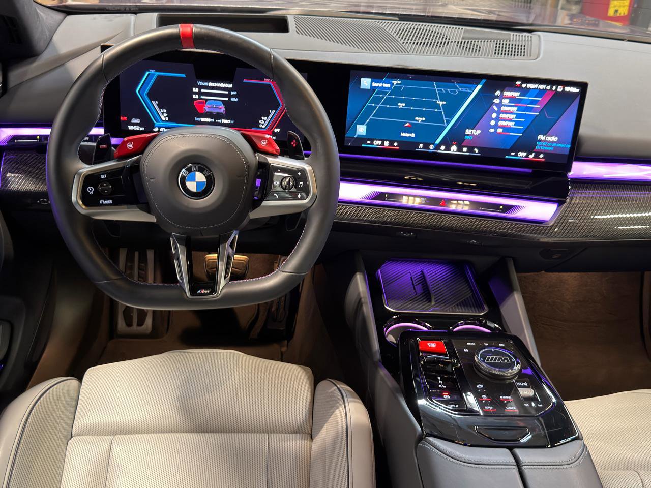 Used 2025 BMW M5 AWD/4WD image 12
