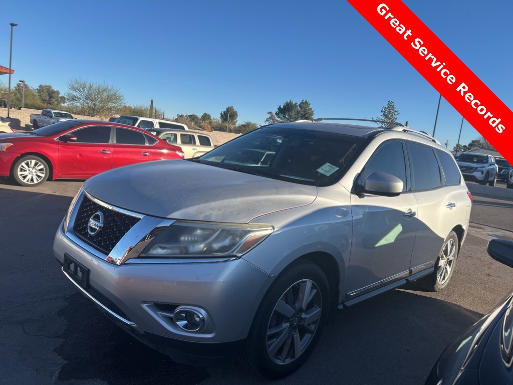 Used 2013 Nissan Pathfinder Platinum w/ Platinum Premium Pkg image 2
