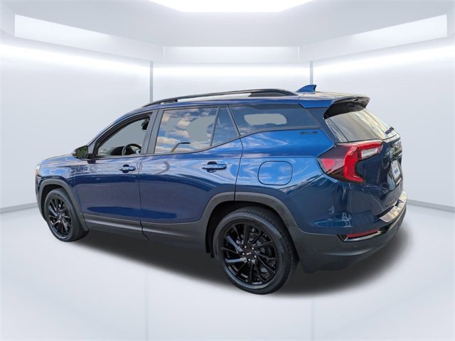 Used 2023 GMC Terrain SLE w/ Driver Convenience Package image 6