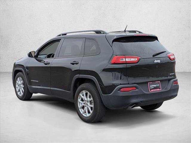 Used 2016 Jeep Cherokee Sport FWD image 7