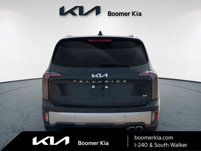 Used 2023 Kia Telluride EX w/ EX Captain's Chair Package image 6