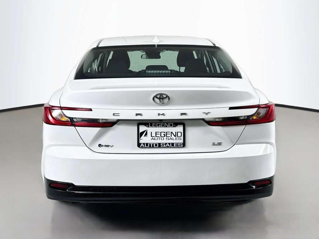 Used 2025 Toyota Camry LE FWD image 7
