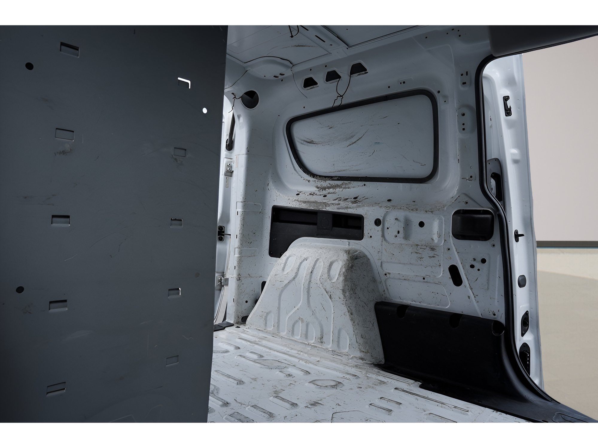 Used 2020 RAM ProMaster City Tradesman FWD image 12