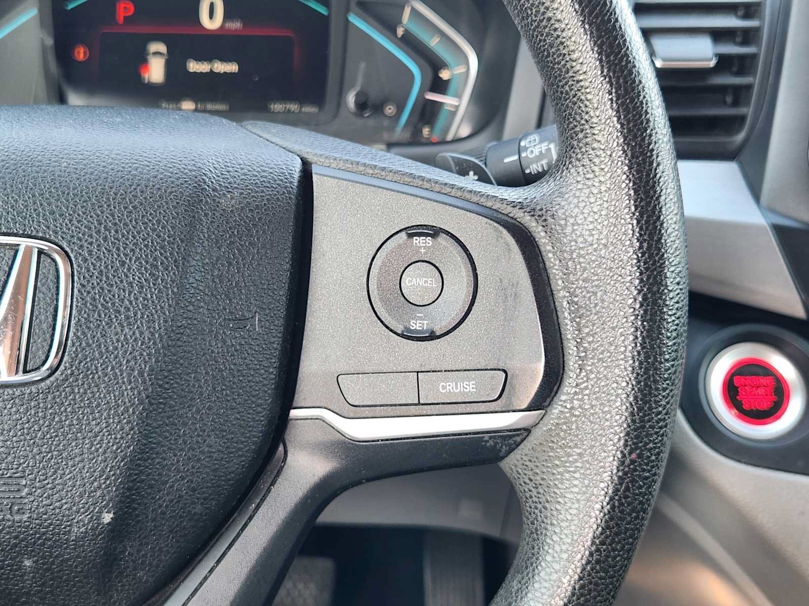 Used 2018 Honda Odyssey LX image 27