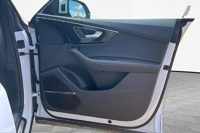 New 2026 Audi Q8 Premium Plus AWD/4WD image 19