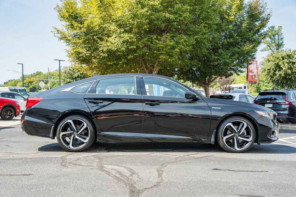 Used 2022 Honda Accord Sport image 3