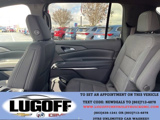 New 2026 Chevrolet Traverse LT w/ Midnight/Sport Edition FWD image 11