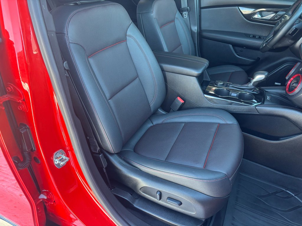 Used 2025 Chevrolet Blazer RS image 11
