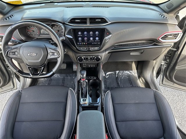 Used 2023 Chevrolet TrailBlazer RS w/ Convenience Package image 9
