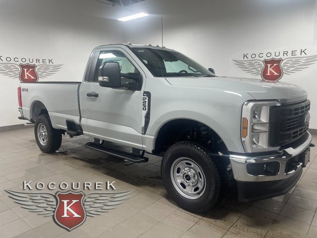New 2026 Ford F250 XL w/ XL Chrome Package