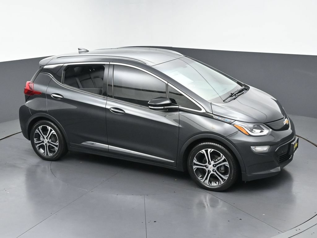 Used 2019 Chevrolet Bolt Premier w/ Infotainment Package FWD image 42