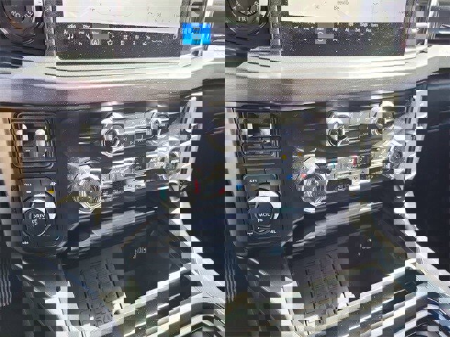 Used 2023 Ford F250 Lariat w/ Tow Technology Package image 16