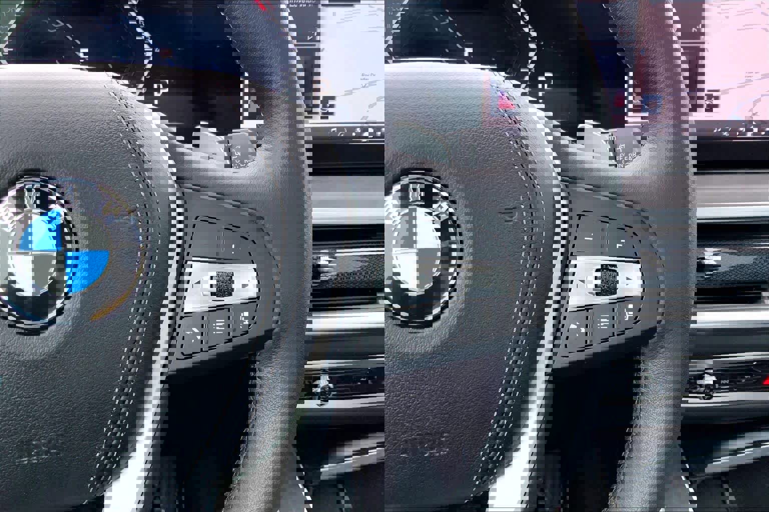 Certified 2024 BMW X5 xDrive40i w/ Premium Package image 24