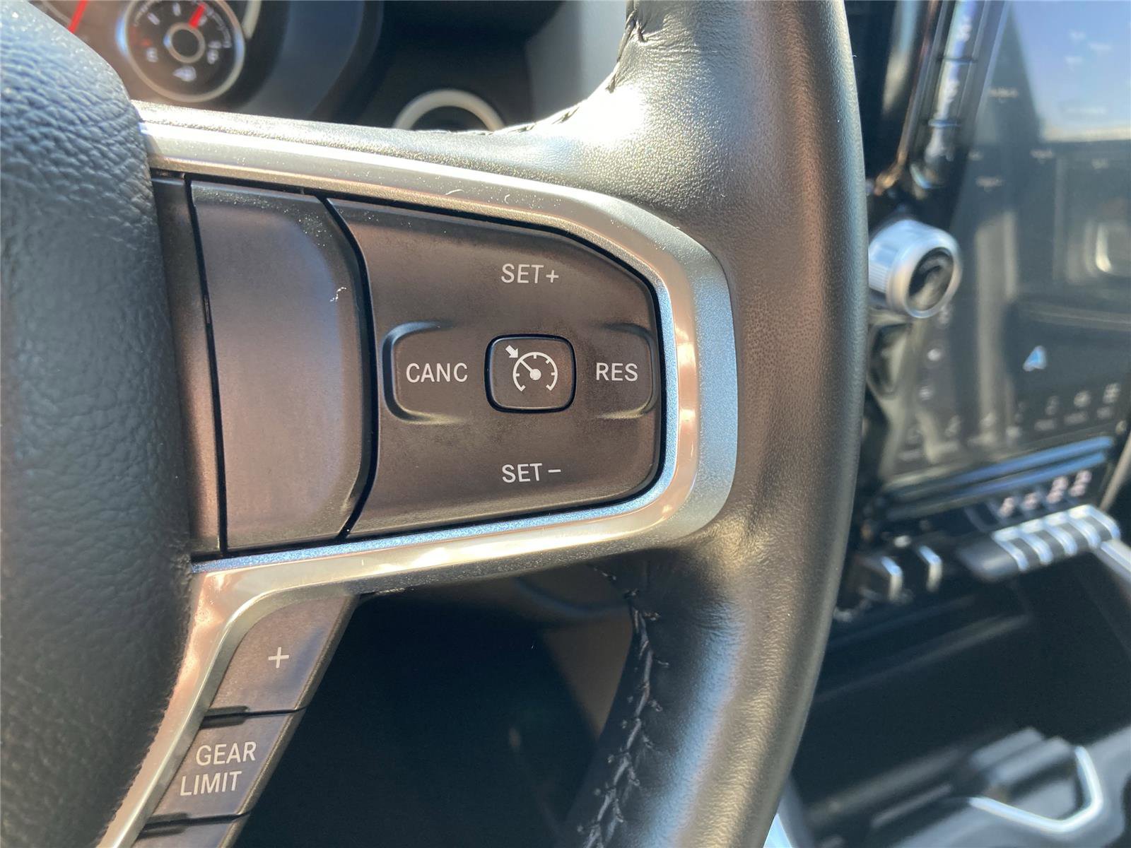 Used 2024 RAM 2500 Laramie image 21