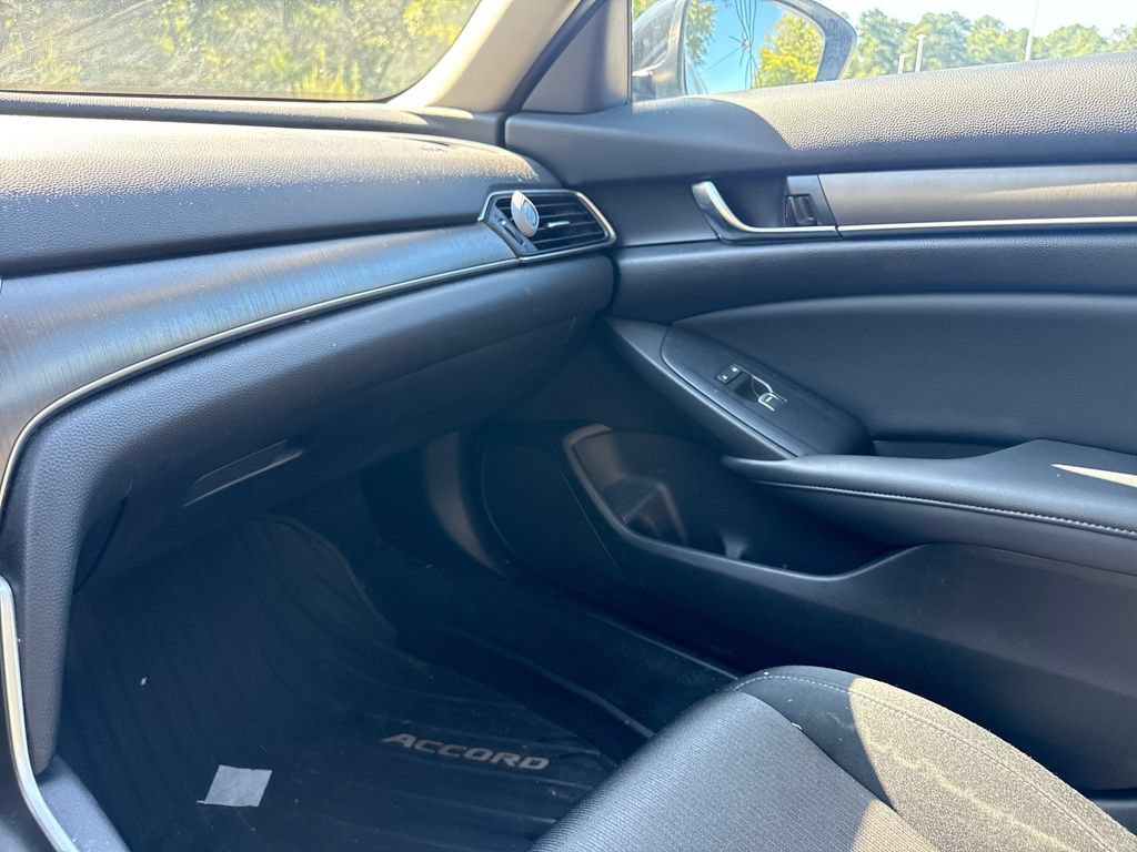 Used 2022 Honda Accord LX image 17