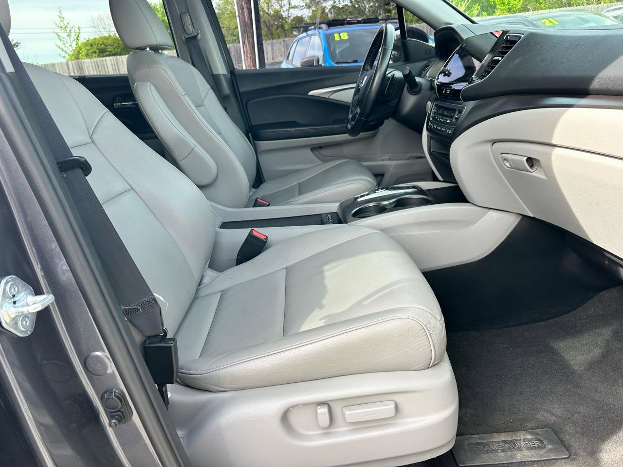 Used 2021 Honda Pilot EX-L image 10