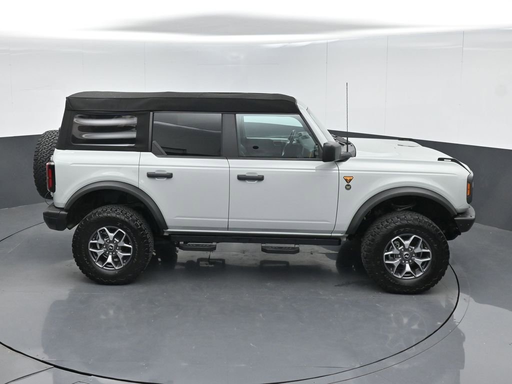 Used 2021 Ford Bronco Badlands image 46
