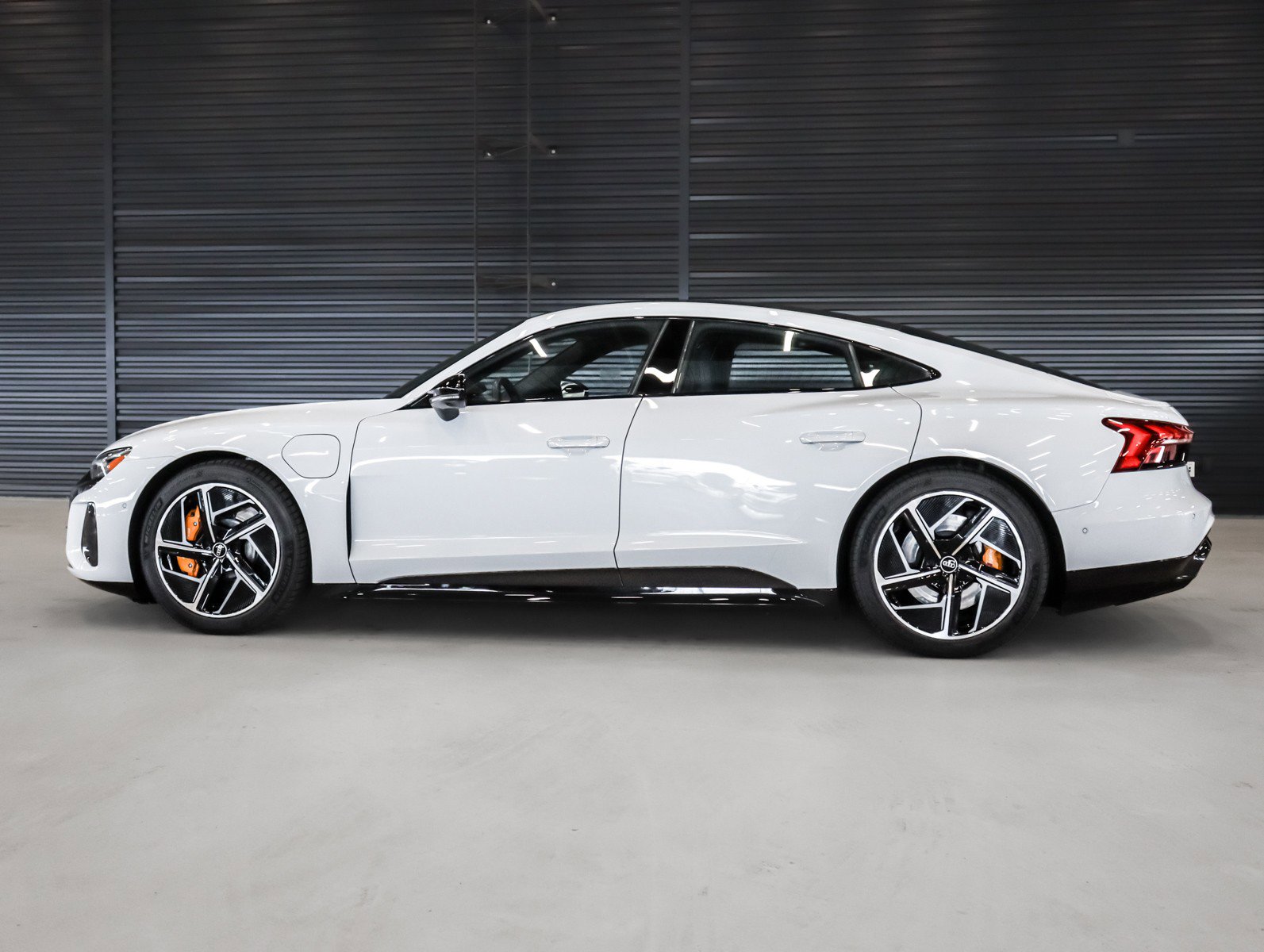 Used 2024 Audi RS e-tron GT w/ Carbon Performance Package image 7