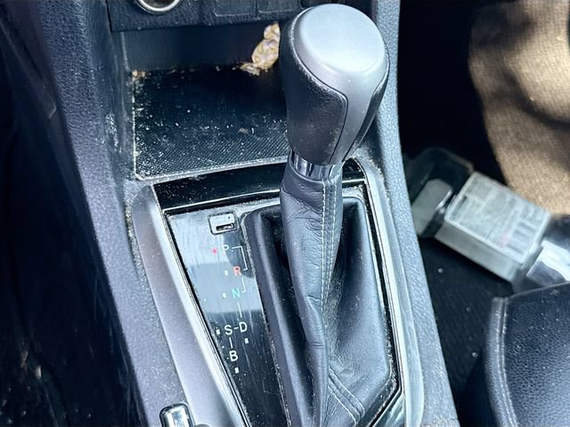 Used 2016 Toyota Corolla LE FWD image 19