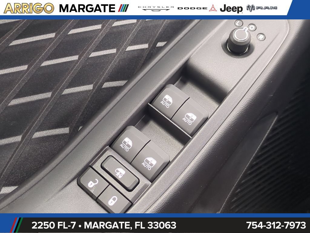 New 2026 Dodge Charger Scat Pack w/ Blacktop Package AWD/4WD image 23