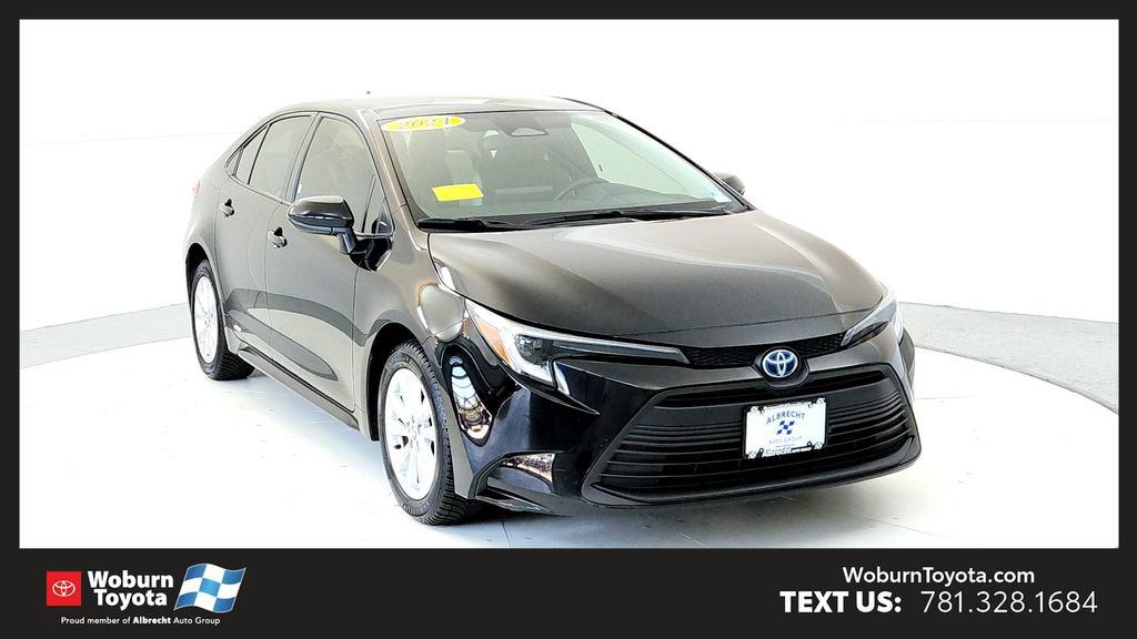 Certified 2024 Toyota Corolla LE w/ LE Convenience Package