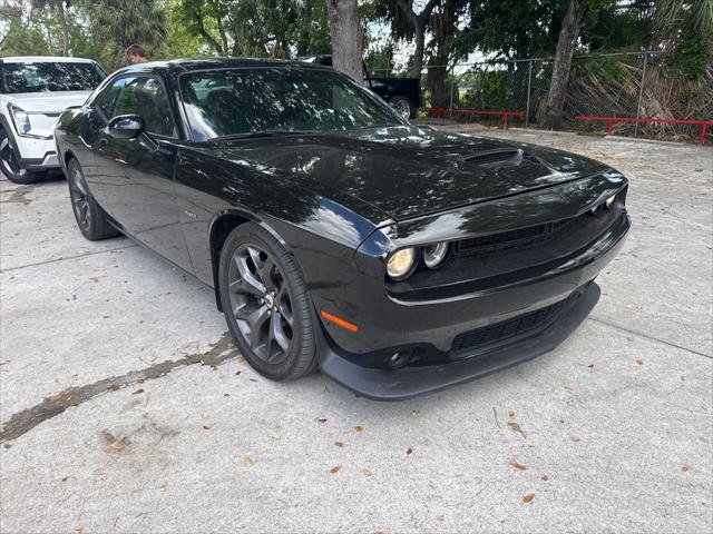 Used 2019 Dodge Challenger R/T RWD image 4