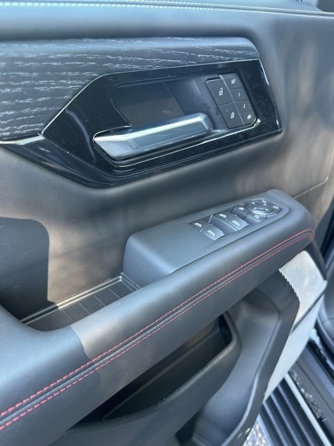 New 2026 GMC Yukon AT4 Ultimate image 17
