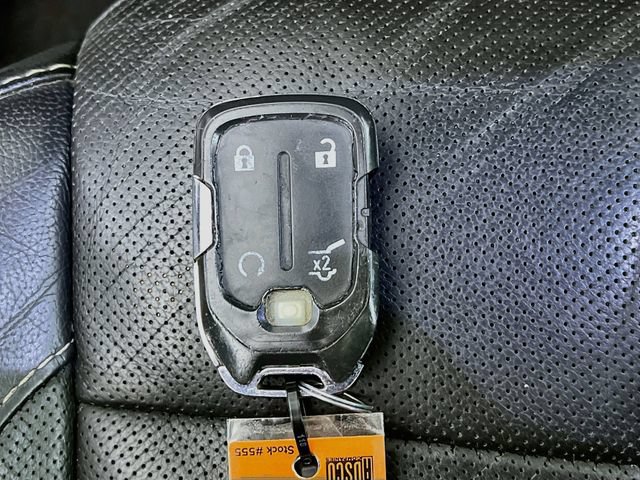 Used 2019 GMC Acadia SLT w/ Black Edition AWD/4WD image 32