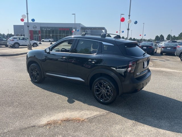 New 2026 Nissan Kicks SR image 4