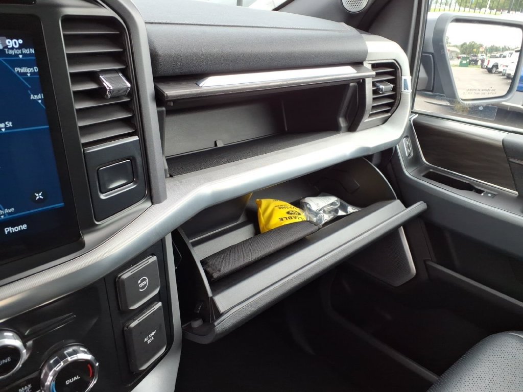 Used 2024 Ford F150 Lariat w/ Equipment Group 502A High AWD/4WD image 31