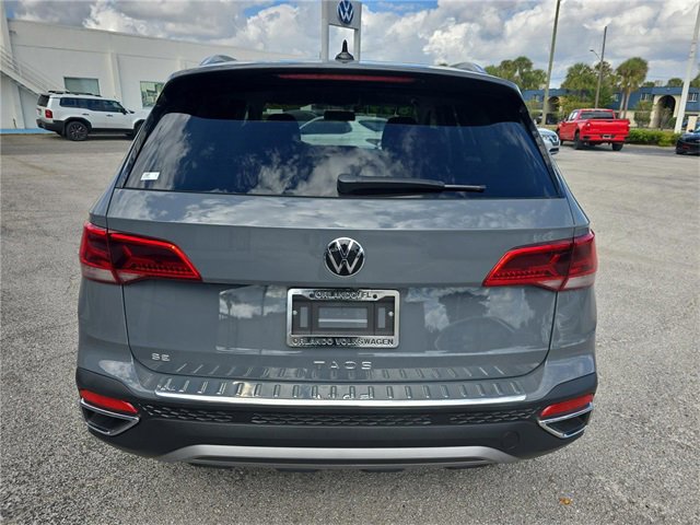 Used 2022 Volkswagen Taos SE image 3
