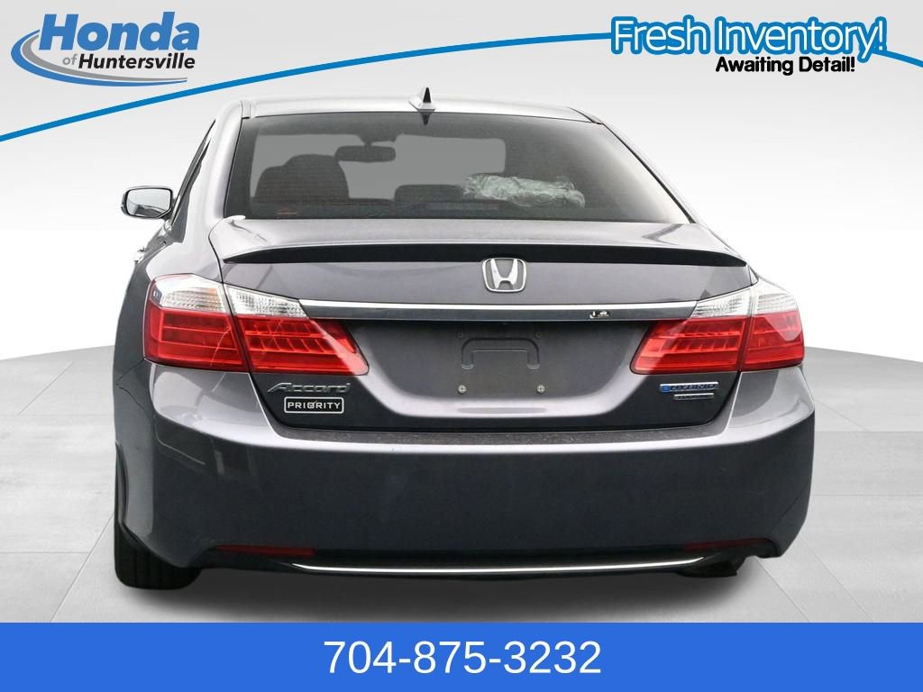 Used 2015 Honda Accord Touring image 7