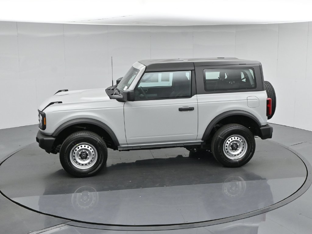 New 2026 Ford Bronco 2-Door AWD/4WD image 40
