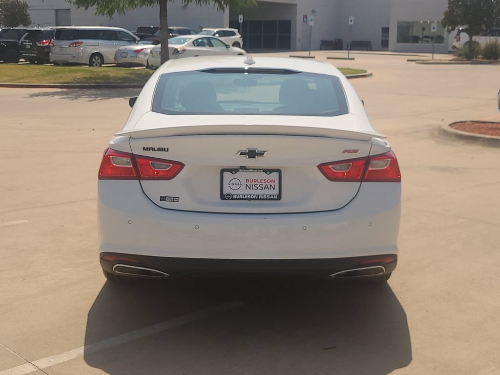 Used 2025 Chevrolet Malibu RS FWD image 3