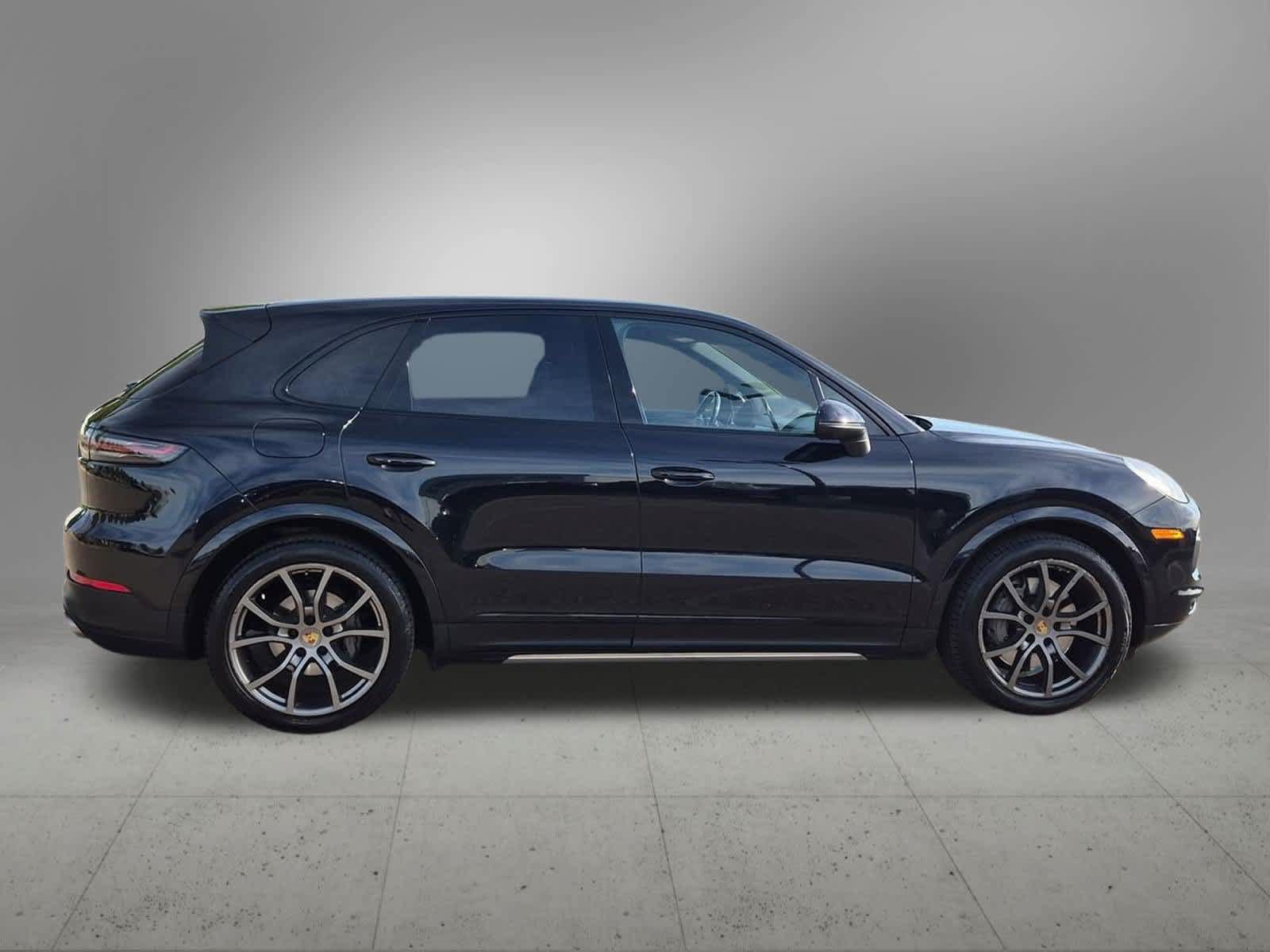 Used 2022 Porsche Cayenne S AWD/4WD image 7