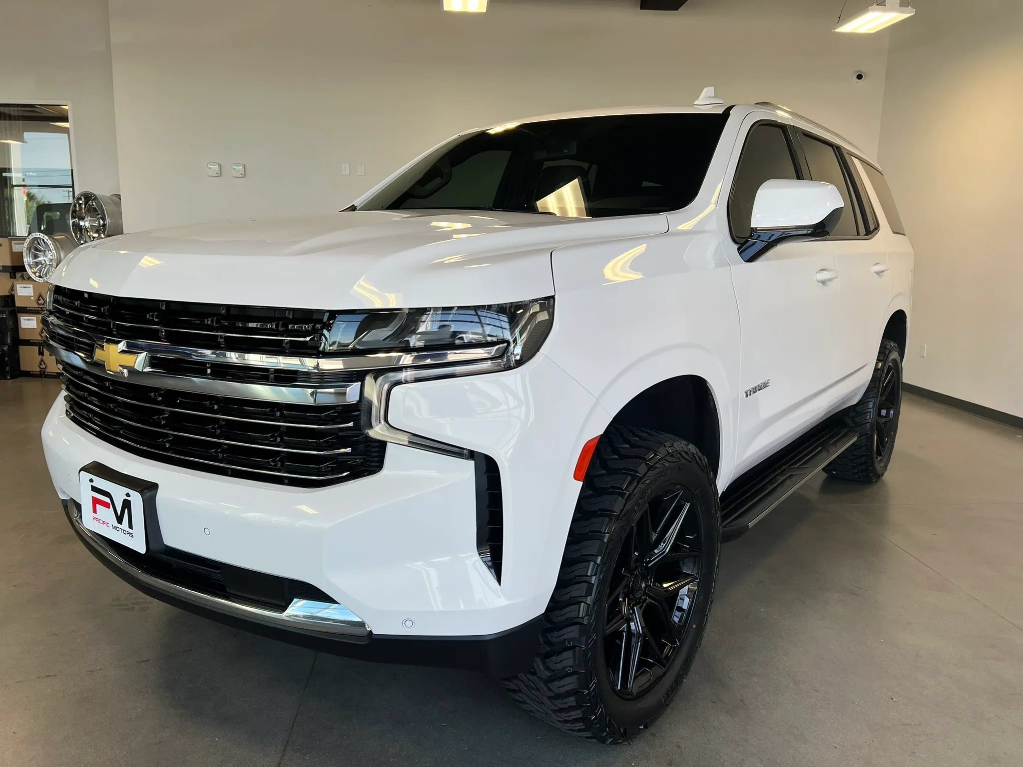 Used 2023 Chevrolet Tahoe LT AWD/4WD image 4