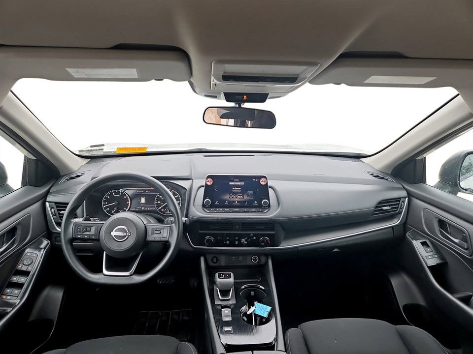 Used 2024 Nissan Rogue S image 12